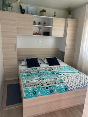 Amore del Mare, seaside family pace, free parking and wifi in Camp Dalmatino